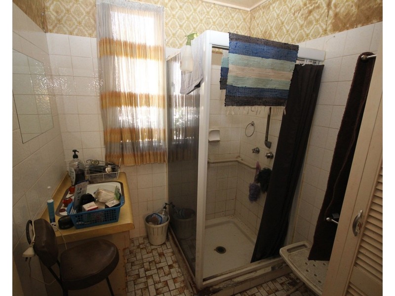 6 Addison Road, Camira QLD 4300