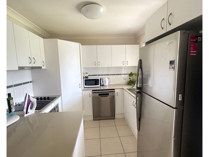 1 York Close, Oxley QLD 4075