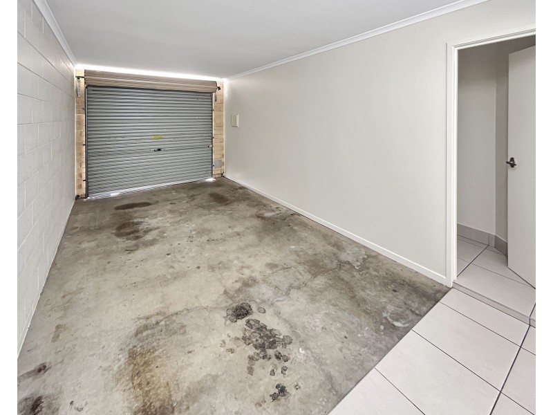 1/25 Law Street, Redbank QLD 4301