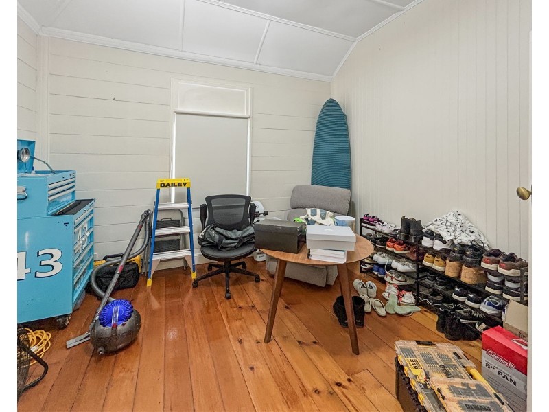 18 Arthur Street, Woodend QLD 4305