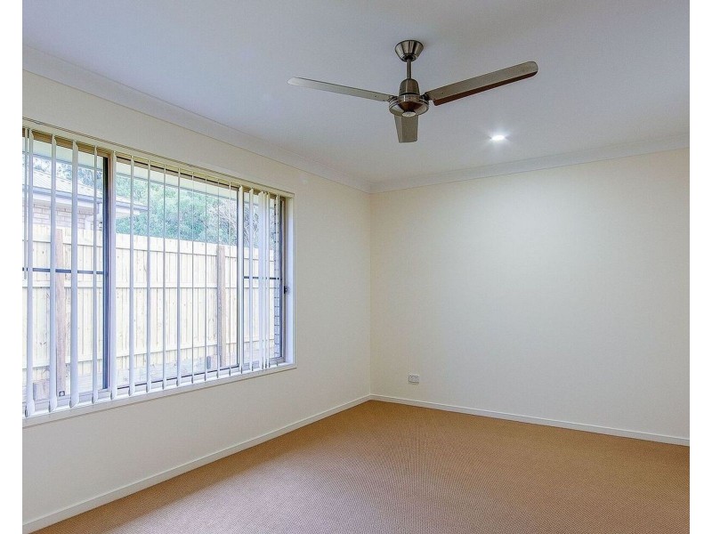 19 Wright Crescent, Flinders View QLD 4305