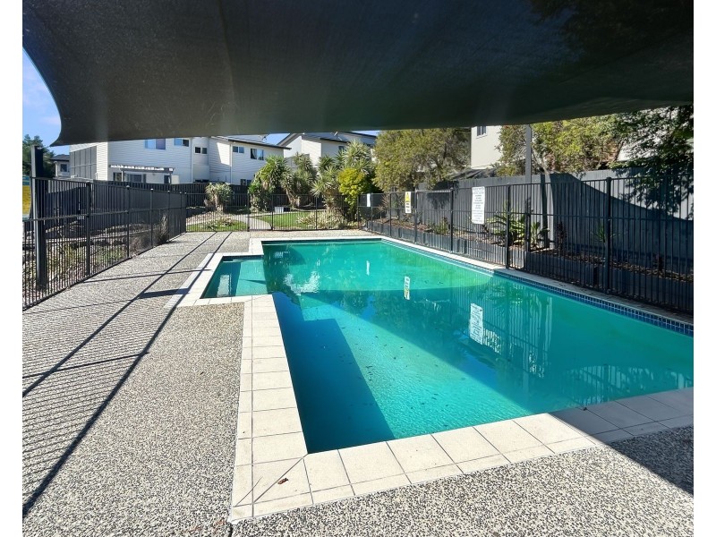 33/266 Henty Drive, Redbank Plains QLD 4301