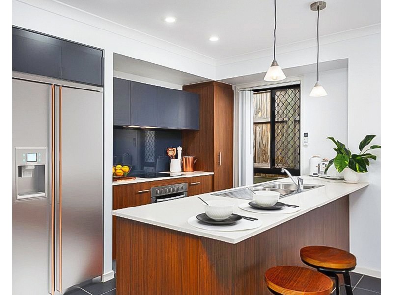 12 Lindwall Court, Springfield Lakes QLD 4300