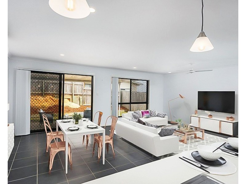 12 Lindwall Court, Springfield Lakes QLD 4300