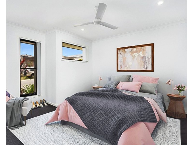 12 Lindwall Court, Springfield Lakes QLD 4300