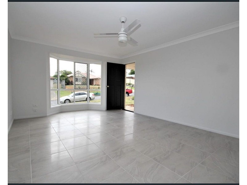 1/23 Forgan Smith Street, Collingwood Park QLD 4301