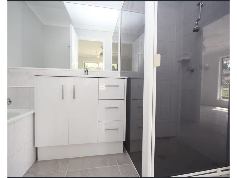1/23 Forgan Smith Street, Collingwood Park QLD 4301