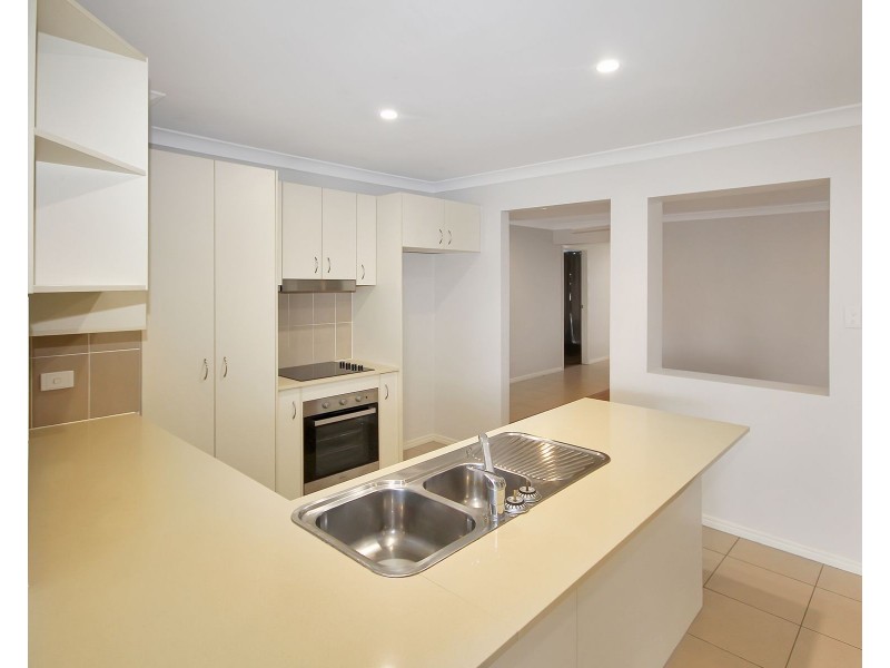 4 Renee Street, Redbank Plains QLD 4301