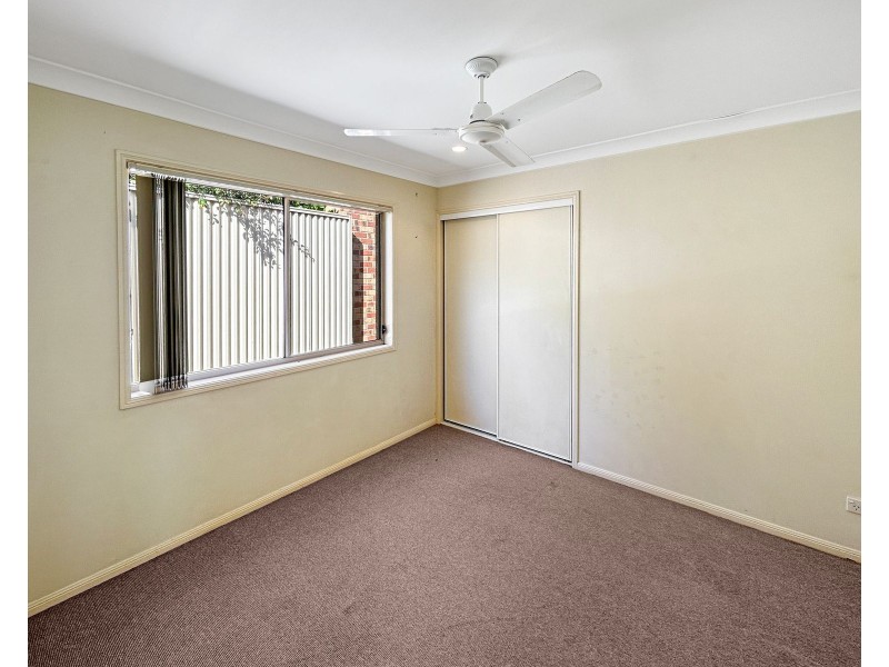 1 Eve Court, Springfield Lakes QLD 4300