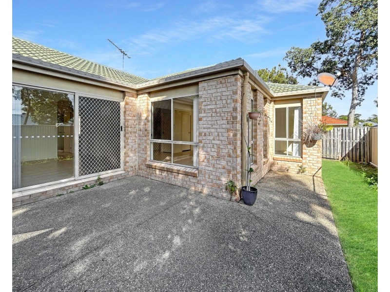 1 Eve Court, Springfield Lakes QLD 4300