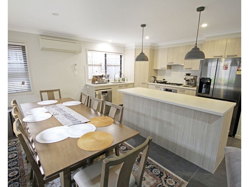 54 Calm Crescent, Springfield Lakes QLD 4300