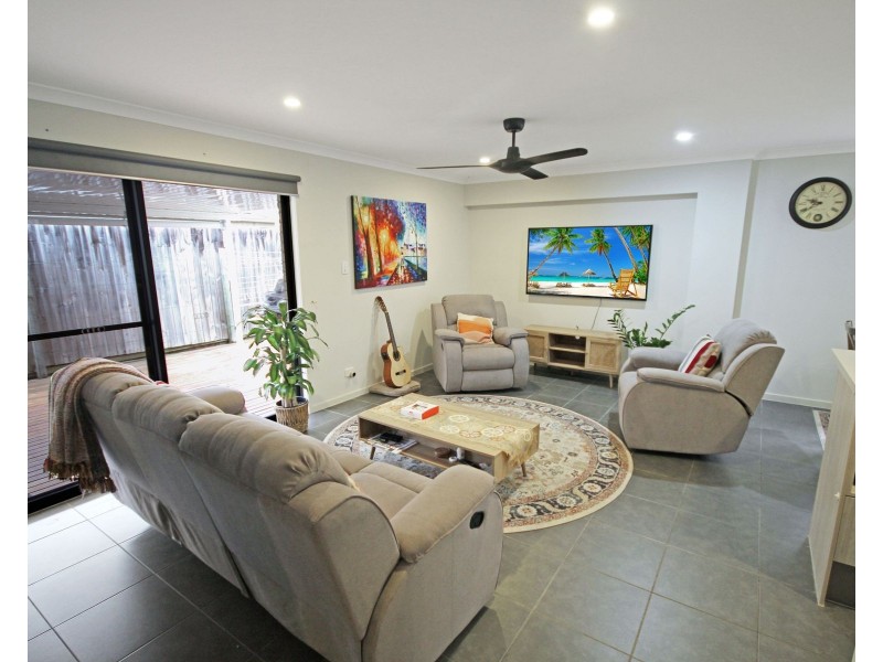 54 Calm Crescent, Springfield Lakes QLD 4300