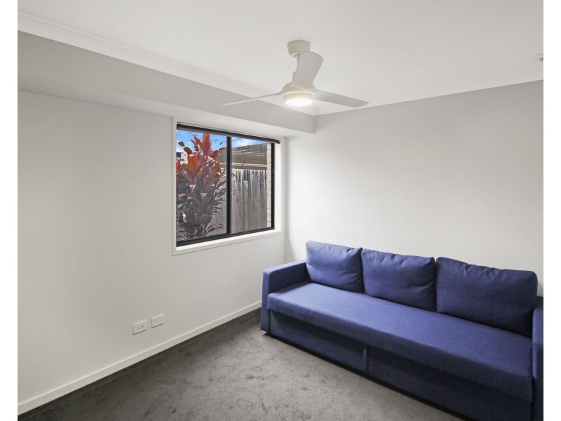 54 Calm Crescent, Springfield Lakes QLD 4300