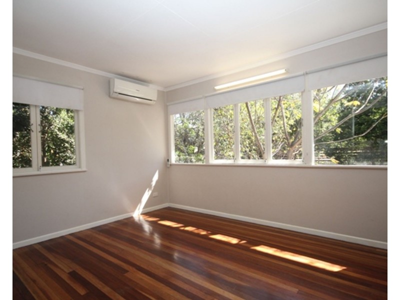 12 Randwick Street, Durack QLD 4077