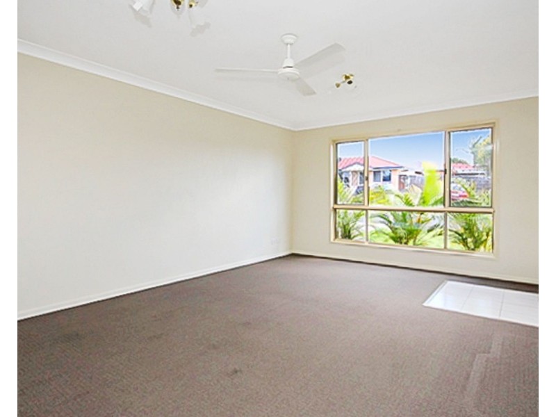 6 Gumnut Grove, Redbank Plains QLD 4301