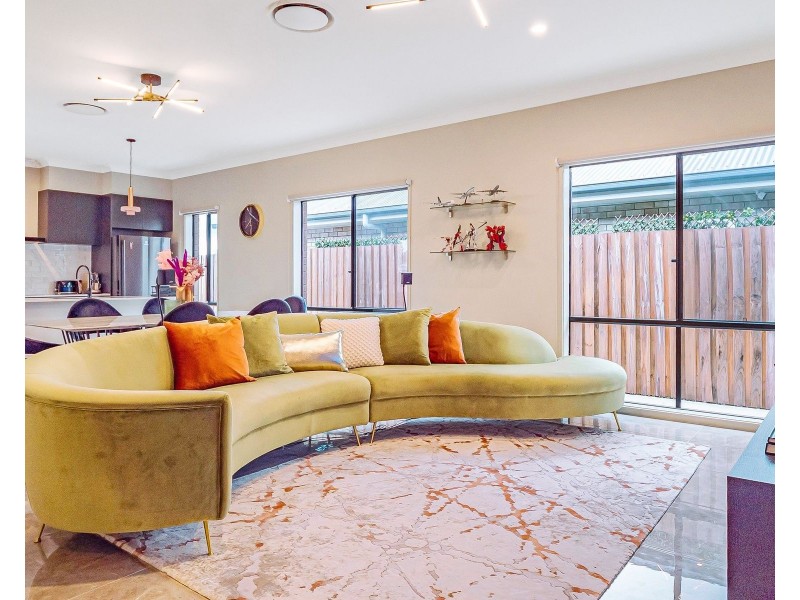 29 Blackberry Way, Ripley QLD 4306
