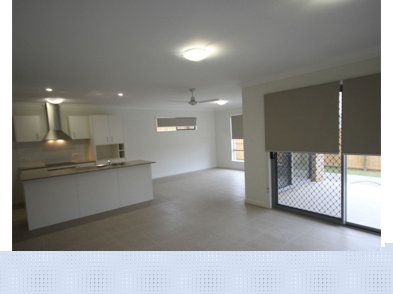 31 Woodline Drive, Spring Mountain QLD 4124