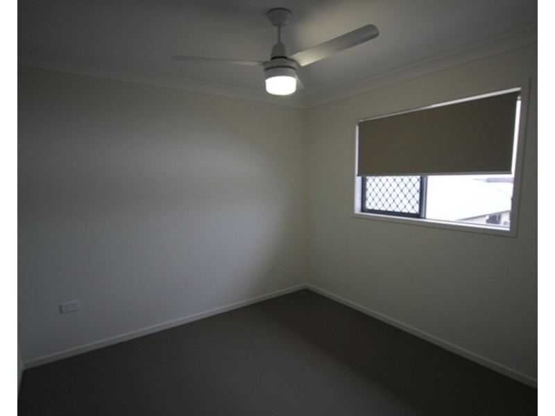 31 Woodline Drive, Spring Mountain QLD 4124