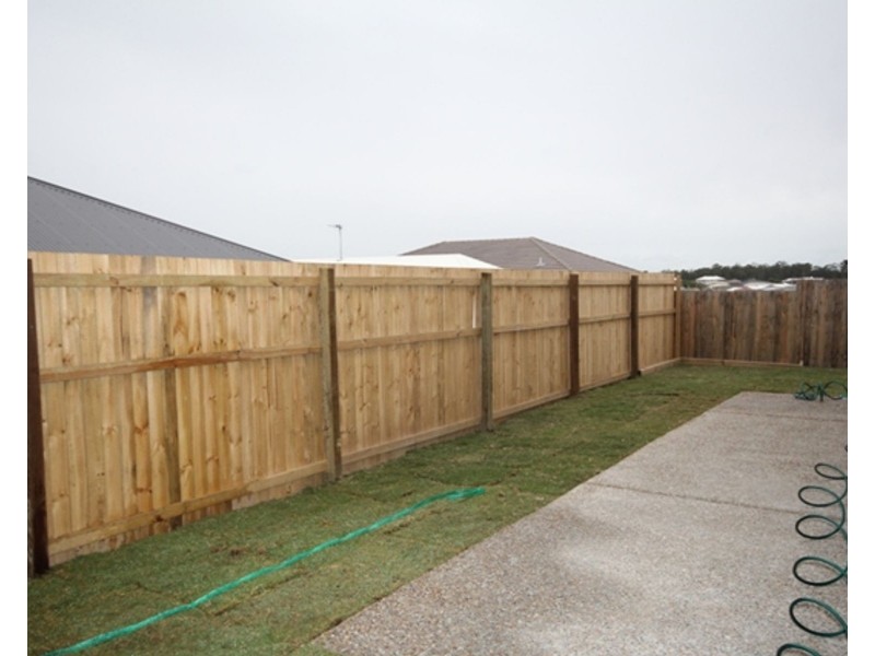 31 Woodline Drive, Spring Mountain QLD 4124