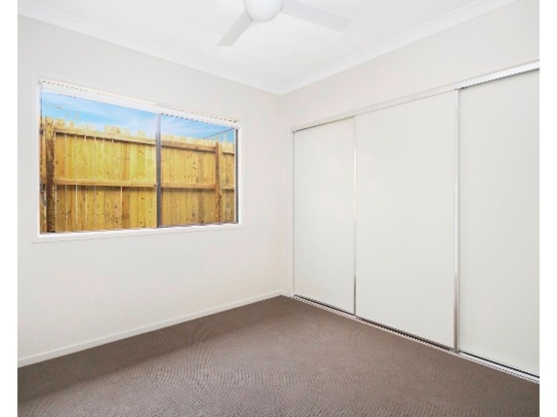 5 Hardwood Street, Spring Mountain QLD 4124