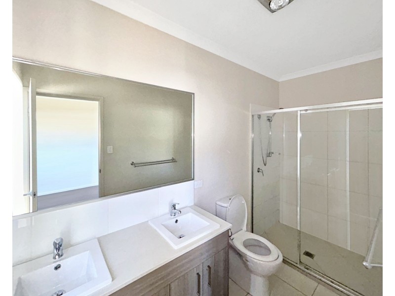 5 Hardwood Street, Spring Mountain QLD 4124