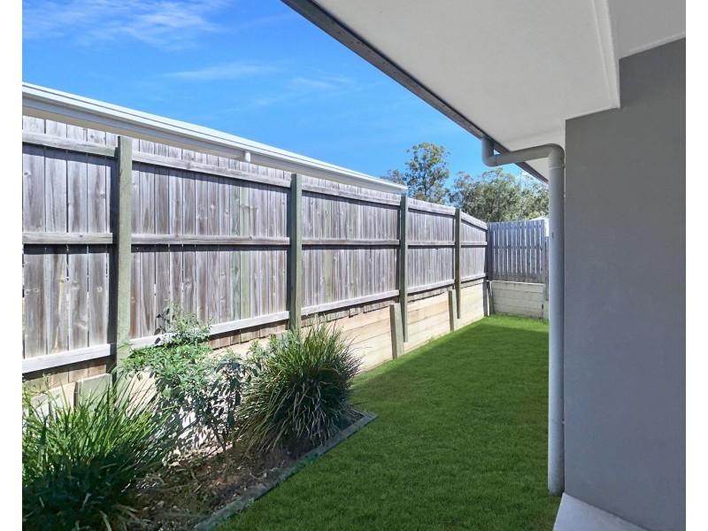 5 Hardwood Street, Spring Mountain QLD 4124