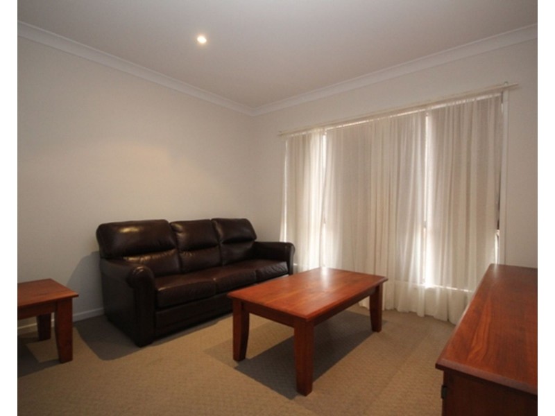 7 Bertilia St, Augustine Heights QLD 4300
