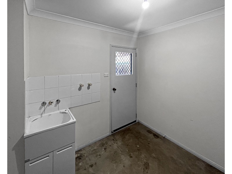 33 Harrison Crescent, Forest Lake QLD 4078