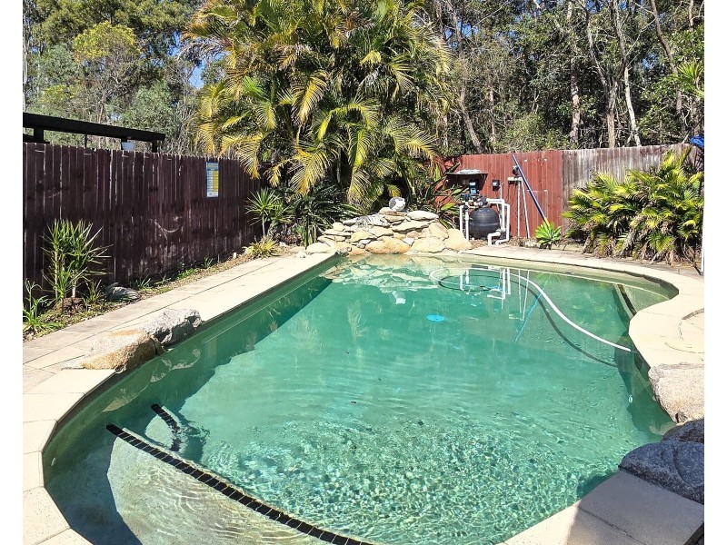 22 Mistletoe Court, Camira QLD 4300