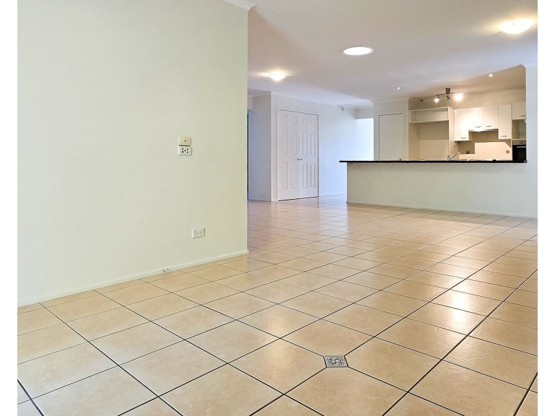 22 Mistletoe Court, Camira QLD 4300