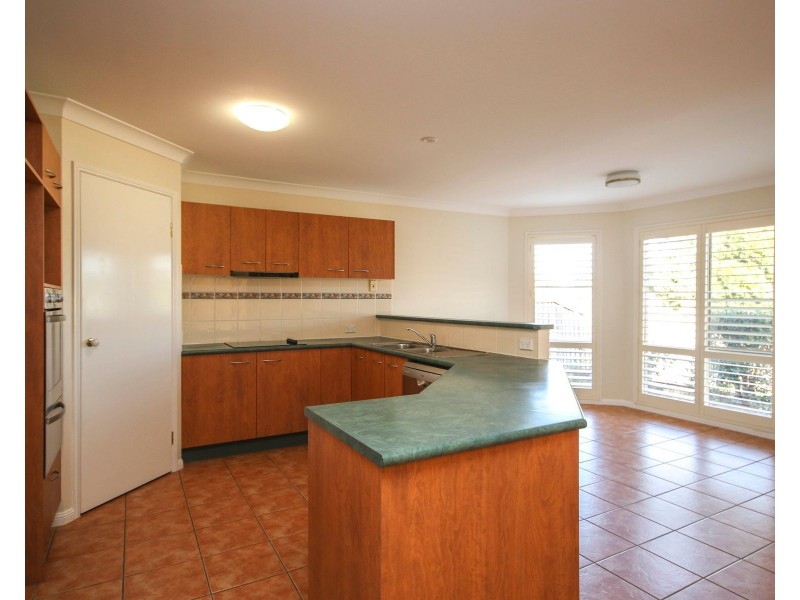 5 Neptune Street, Springfield Lakes QLD 4300