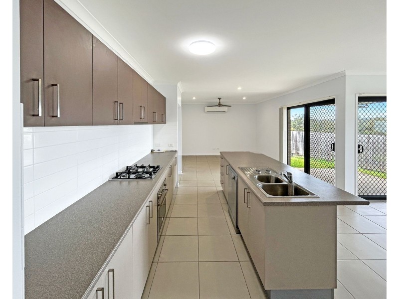 9 Kearney Street, Augustine Heights QLD 4300