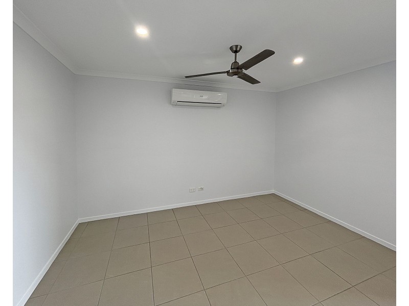 9 Kearney Street, Augustine Heights QLD 4300