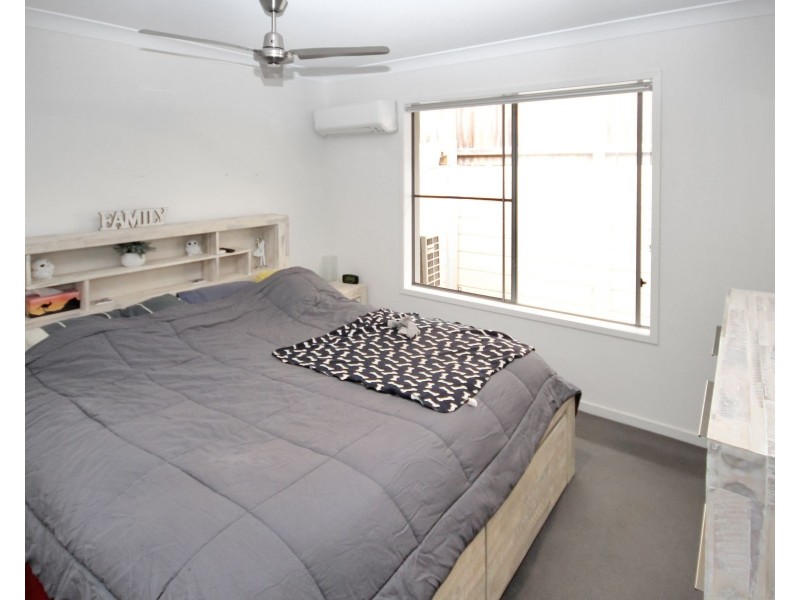 9 Sawyer Street, Spring Mountain QLD 4124