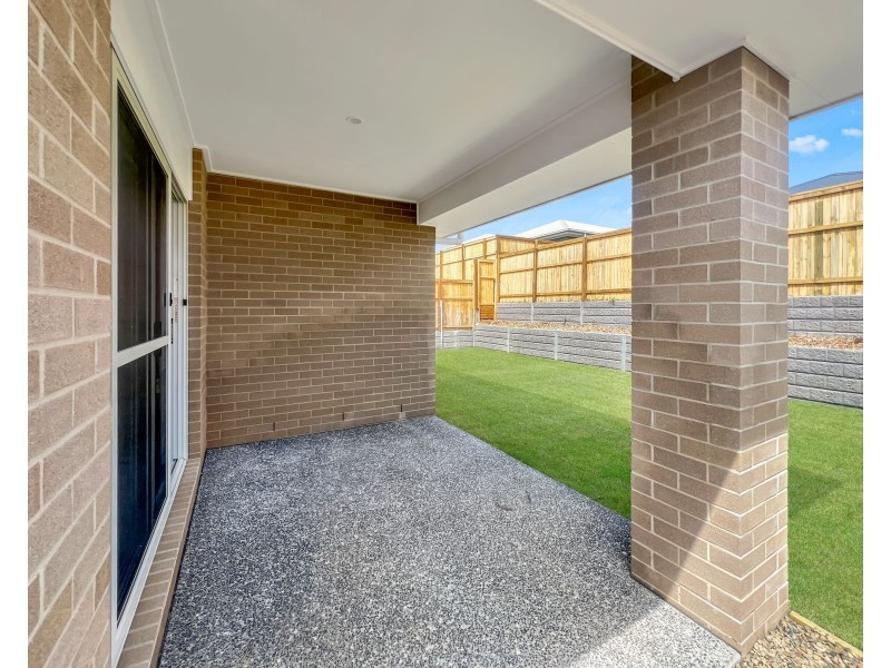 14 Beaming Road, Ripley QLD 4306