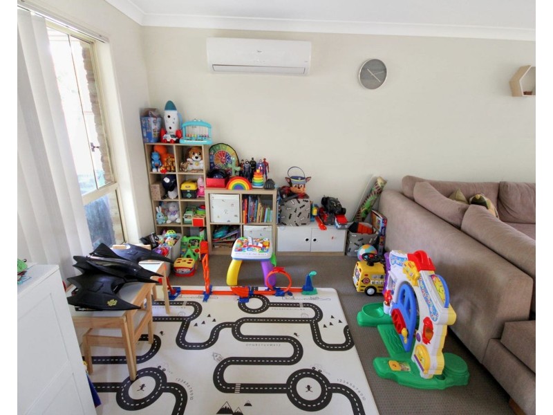 7 Scenic Crescent, Springfield QLD 4300