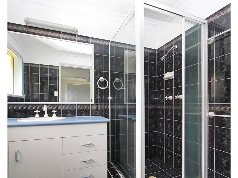 5 Brushtail Crescent, Doolandella QLD 4077