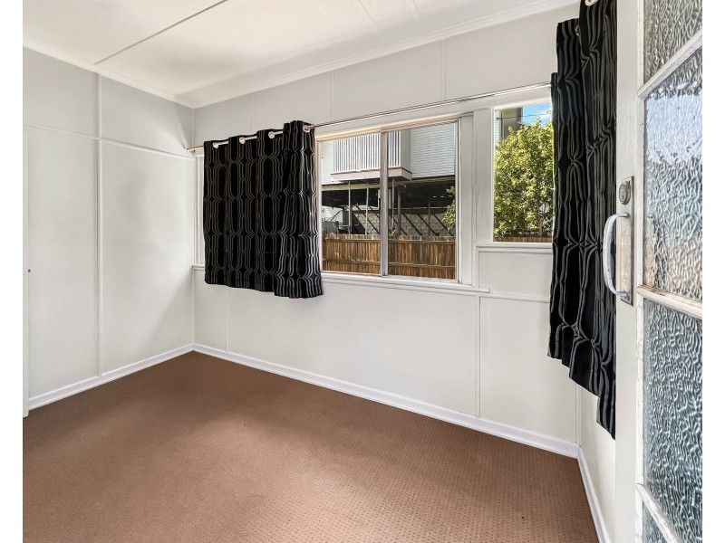 123 Jutland Street, Oxley QLD 4075