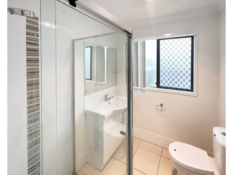 2/47 Br Ted Magee Drive, Collingwood Park QLD 4301