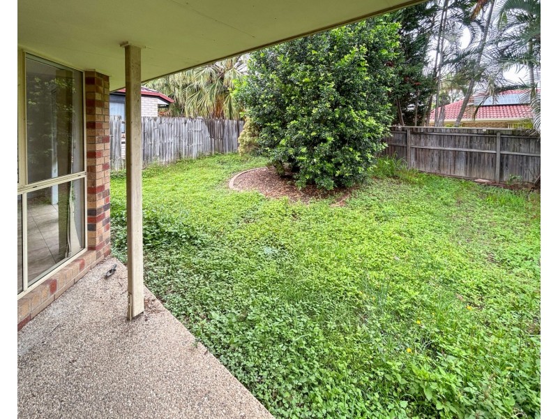 7 Hyde Place, Forest Lake QLD 4078