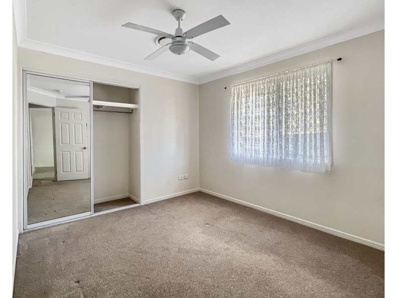 6 Cafferky Street, One Mile QLD 4305