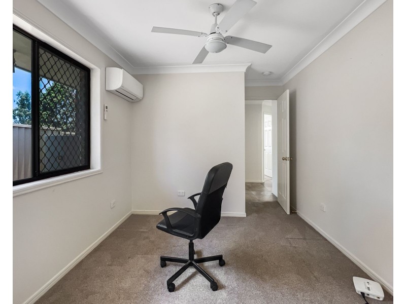 6 Cafferky Street, One Mile QLD 4305