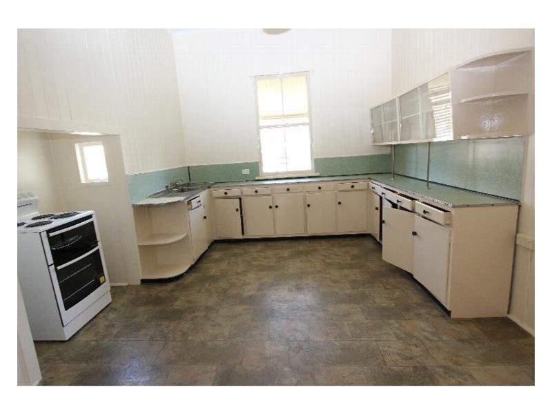 68 Mabel Street, Oxley QLD 4075