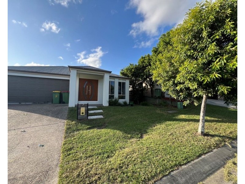 7 Abbey Court, Springfield Lakes QLD 4300