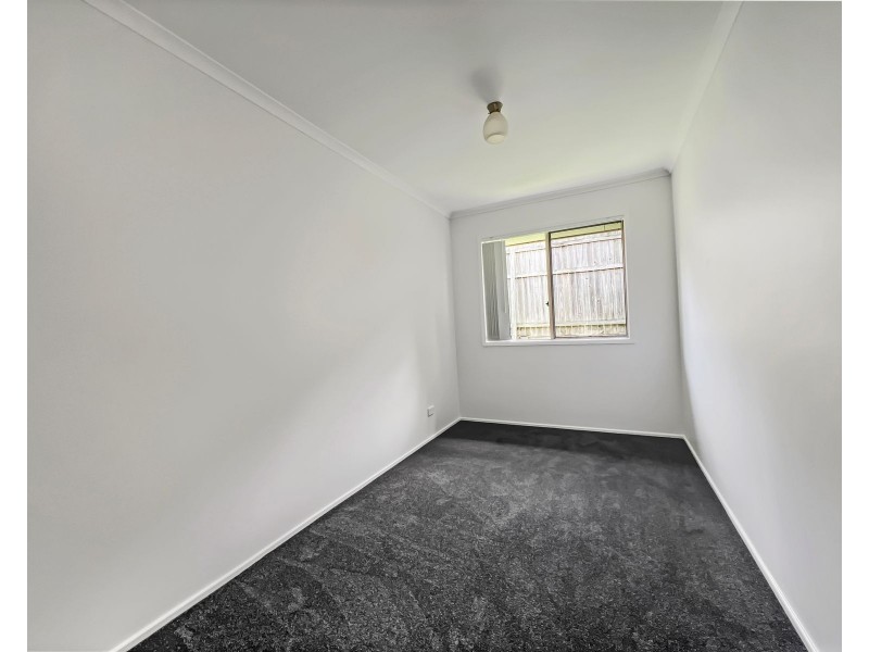 7 Abbey Court, Springfield Lakes QLD 4300