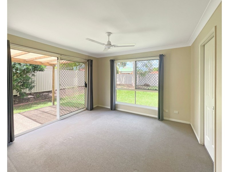 1 Central Street, Forest Lake QLD 4078