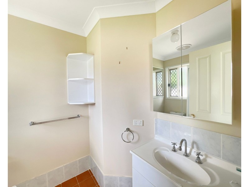 1 Central Street, Forest Lake QLD 4078