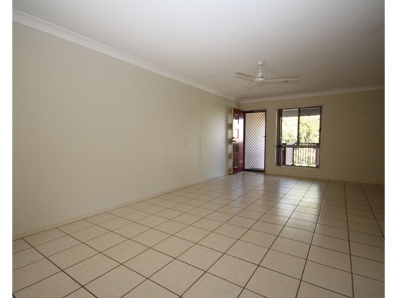 15 Creekside Drive, Springfield Lakes QLD 4300