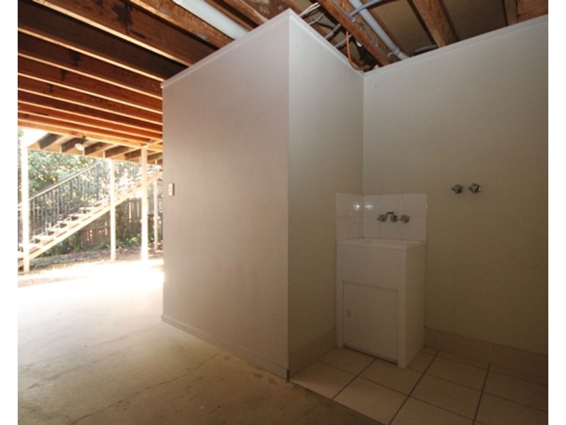 15 Creekside Drive, Springfield Lakes QLD 4300