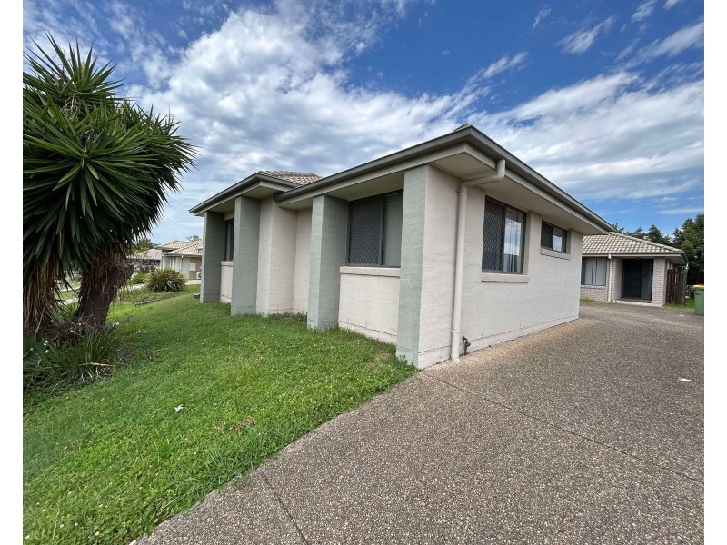 1/86 Valentine Circuit, Augustine Heights QLD 4300